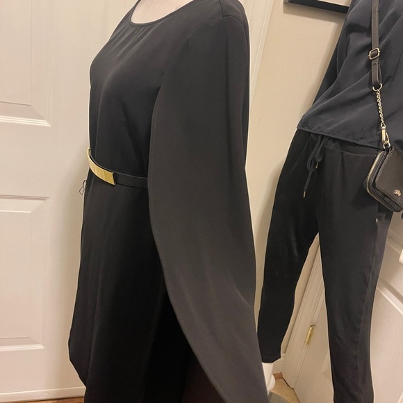 Eliza beautiful mini dress with gorgeous gold belt and attached shawls - Picture 4 of 15